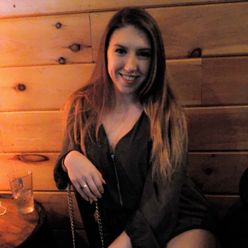 Meet your Posher, Charli
